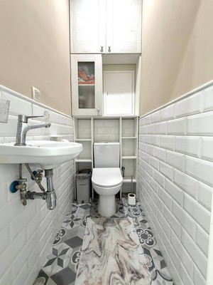 Продам трехкомнатную (3-комн.) квартиру, Полковника Романова ул, 5, Нагорное п