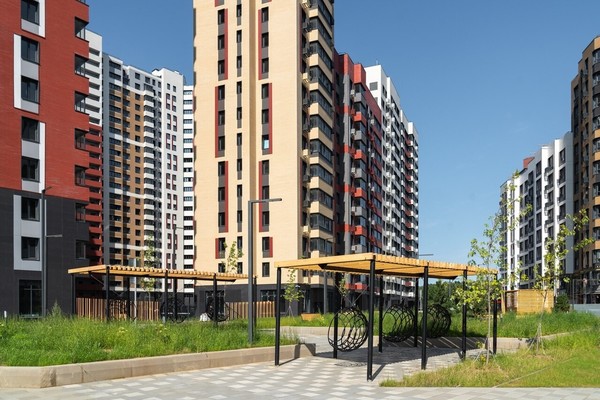 Продам трехкомнатную (3-комн.) квартиру, Полковника Романова ул, 5, Нагорное п