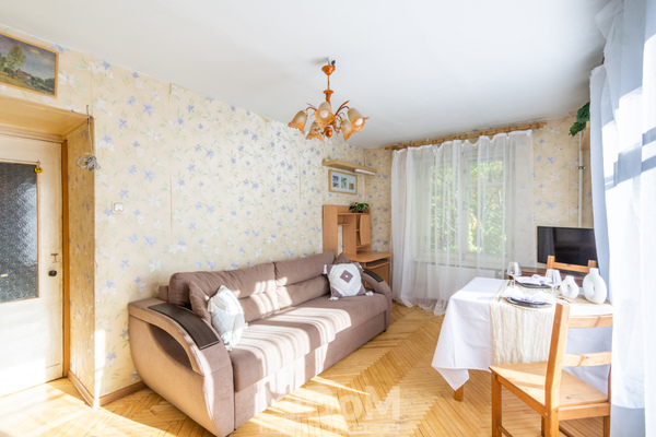 Продам двухкомнатную (2-комн.) квартиру, Тихорецкий пр-кт, 7к4, Санкт-Петербург г