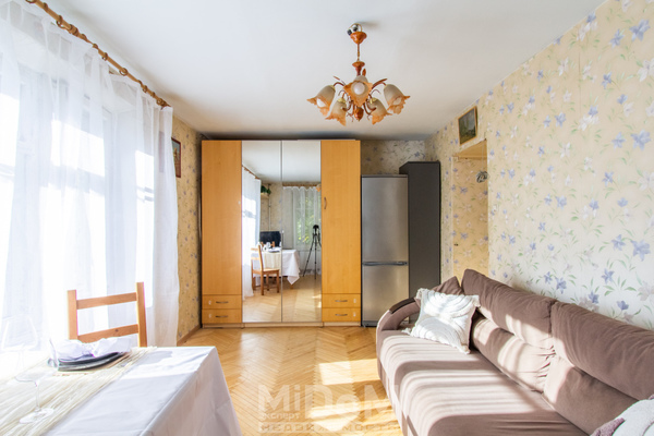 Продам двухкомнатную (2-комн.) квартиру, Тихорецкий пр-кт, 7к4, Санкт-Петербург г