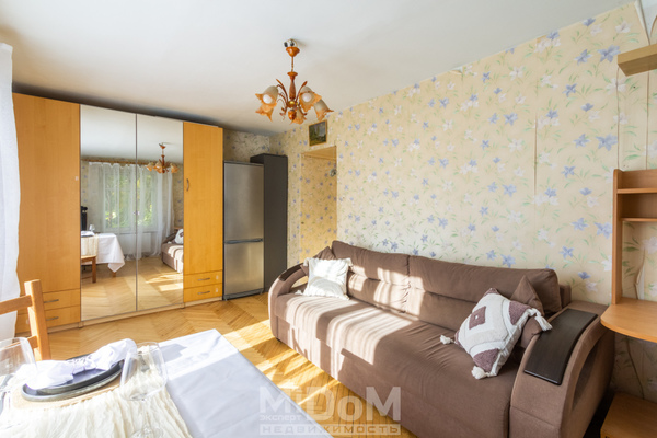 Продам двухкомнатную (2-комн.) квартиру, Тихорецкий пр-кт, 7к4, Санкт-Петербург г