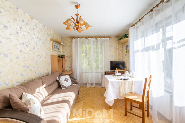 Продам двухкомнатную (2-комн.) квартиру, Тихорецкий пр-кт, 7к4, Санкт-Петербург г