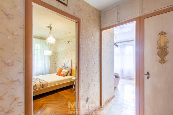 Продам двухкомнатную (2-комн.) квартиру, Тихорецкий пр-кт, 7к4, Санкт-Петербург г