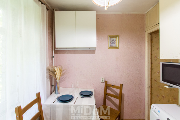 Продам двухкомнатную (2-комн.) квартиру, Тихорецкий пр-кт, 7к4, Санкт-Петербург г