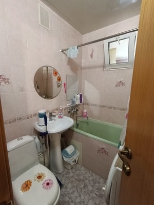 Продам двухкомнатную (2-комн.) квартиру, Горького ул, 66, Анапа г
