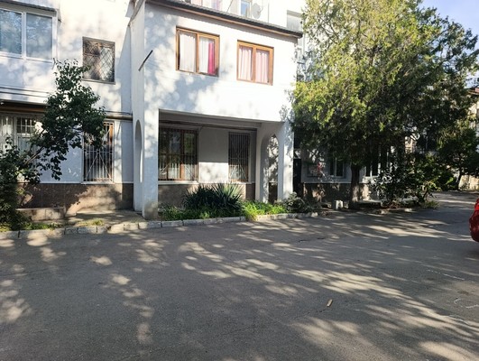 Продам двухкомнатную (2-комн.) квартиру, Горького ул, 66, Анапа г