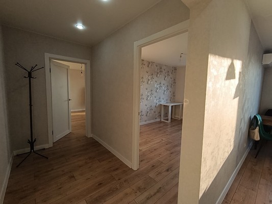 Продам двухкомнатную (2-комн.) квартиру, Тургенева ул, 250, Анапа г