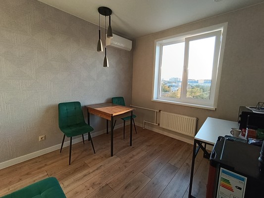 Продам двухкомнатную (2-комн.) квартиру, Тургенева ул, 250, Анапа г