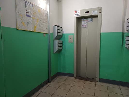 Продам трехкомнатную (3-комн.) квартиру, Псковская ул, 38, Великий Новгород г
