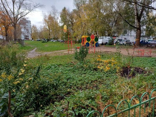 Продам трехкомнатную (3-комн.) квартиру, Псковская ул, 38, Великий Новгород г