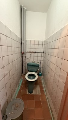 Продам 2-комн. в 8-комн. квартире, Красных Партизан ул, 10, Колпино г
