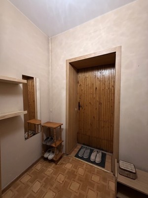 Продам двухкомнатную (2-комн.) квартиру, Лизы Чайкиной ул, 38, Симферополь г