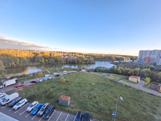 Продам двухкомнатную (2-комн.) квартиру, Северный (Купелинка мкр) кв-л, 15, Сапроново д