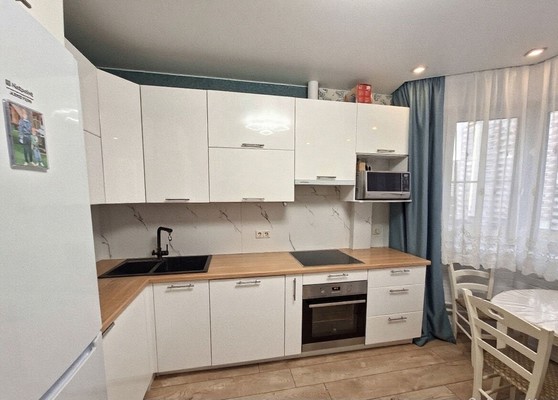 Продам двухкомнатную (2-комн.) квартиру, Северный (Купелинка мкр) кв-л, 15, Сапроново д