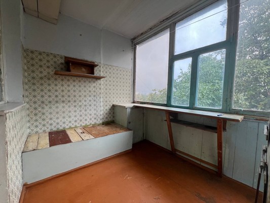 Продам трехкомнатную (3-комн.) квартиру, Иртышская ул, 2А, Симферополь г