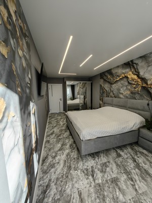 Продам трехкомнатную (3-комн.) квартиру, Победы пр-кт, 78а, Казань г