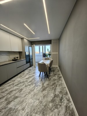Продам трехкомнатную (3-комн.) квартиру, Победы пр-кт, 78а, Казань г
