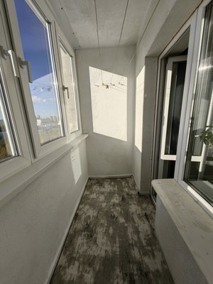 Продам трехкомнатную (3-комн.) квартиру, Победы пр-кт, 78а, Казань г
