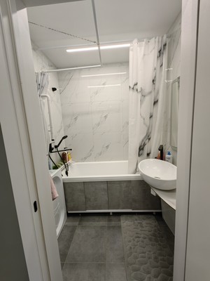 Продам трехкомнатную (3-комн.) квартиру, Победы пр-кт, 78а, Казань г