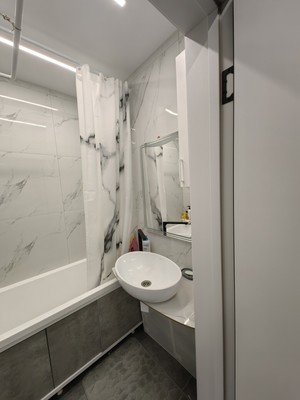 Продам трехкомнатную (3-комн.) квартиру, Победы пр-кт, 78а, Казань г