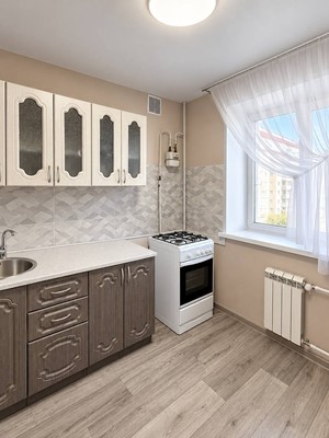 Продам двухкомнатную (2-комн.) квартиру, Академика Завойского ул, 17, Казань г