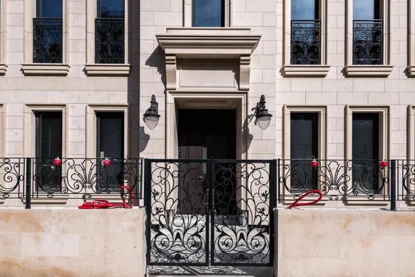 Продам коммерческое помещение 1 000 м2, Большая Татарская ул, 21 4, Москва г