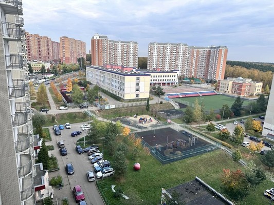 Продам трехкомнатную (3-комн.) квартиру, Завидная ул, 9, Видное г