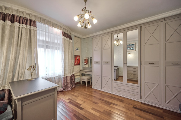 Продам многокомнатную квартиру, Зеленодольская ул, 36к2, Москва г