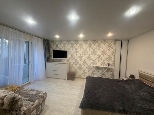 Продам однокомнатную (1-комн.) квартиру, Чайковского (Центральный р-н) ул, 3, Сочи г