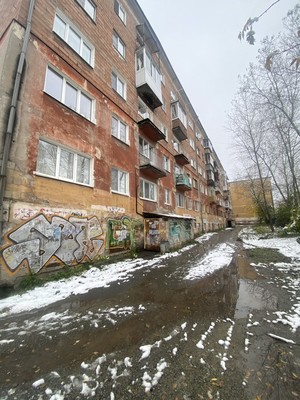 Продам комнату в 3-комн. квартире, Ленинградский пр-кт, 9, Нижний Тагил г