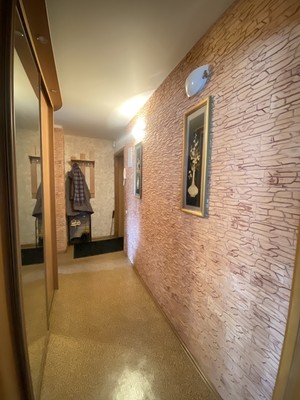 Продам двухкомнатную (2-комн.) квартиру, Энтузиастов ул, 66, Нижний Тагил г