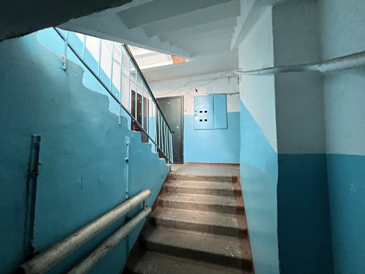 Продам трехкомнатную (3-комн.) квартиру, Зари ул, 48, Нижний Тагил г