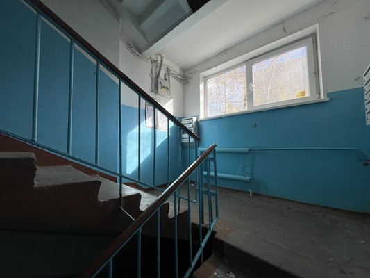 Продам трехкомнатную (3-комн.) квартиру, Зари ул, 48, Нижний Тагил г