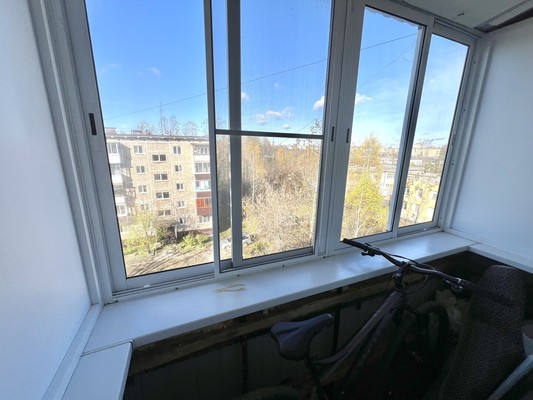 Продам трехкомнатную (3-комн.) квартиру, Зари ул, 48, Нижний Тагил г