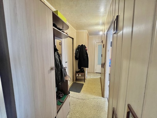 Продам трехкомнатную (3-комн.) квартиру, Зари ул, 48, Нижний Тагил г