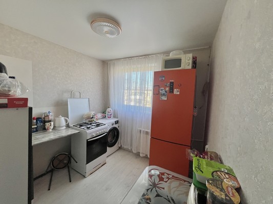Продам трехкомнатную (3-комн.) квартиру, Зари ул, 48, Нижний Тагил г