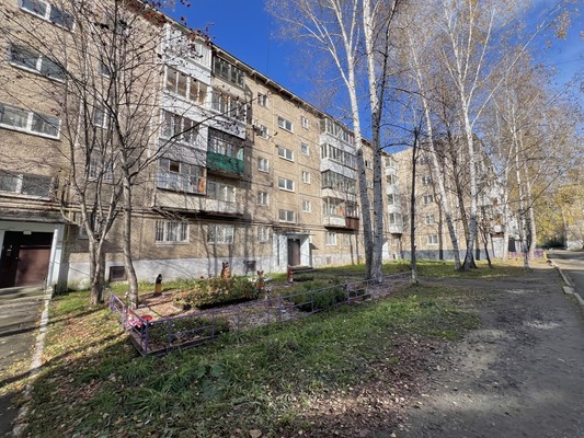 Продам трехкомнатную (3-комн.) квартиру, Зари ул, 48, Нижний Тагил г