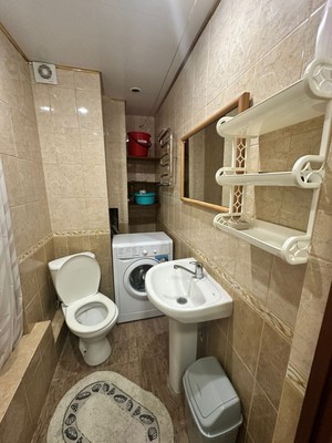 Продам однокомнатную (1-комн.) квартиру, Целинная (Центральный р-н) ул, 15кБ, Сочи г