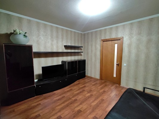 Продам трехкомнатную (3-комн.) квартиру, Мячковский б-р, 3, Москва г