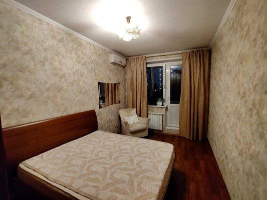 Продам трехкомнатную (3-комн.) квартиру, Мячковский б-р, 3, Москва г
