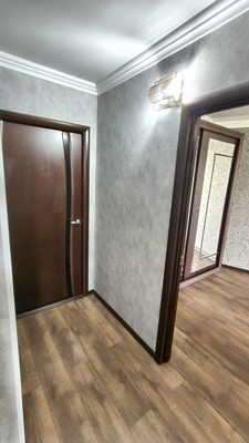 Продам трехкомнатную (3-комн.) квартиру, 1 мкр, 47, Кропоткин г