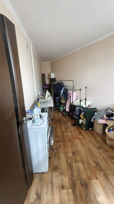 Продам трехкомнатную (3-комн.) квартиру, 1 мкр, 47, Кропоткин г