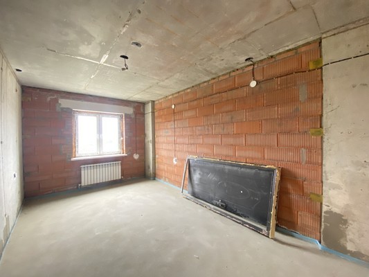 Продам двухкомнатную (2-комн.) квартиру, Колхозная ул, 52/2, Тихорецк г