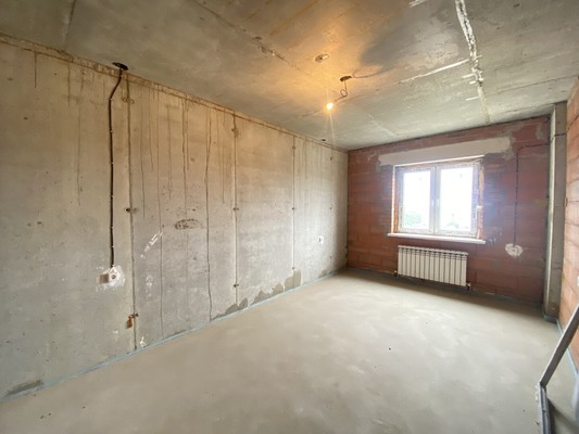 Продам двухкомнатную (2-комн.) квартиру, Колхозная ул, 52/2, Тихорецк г
