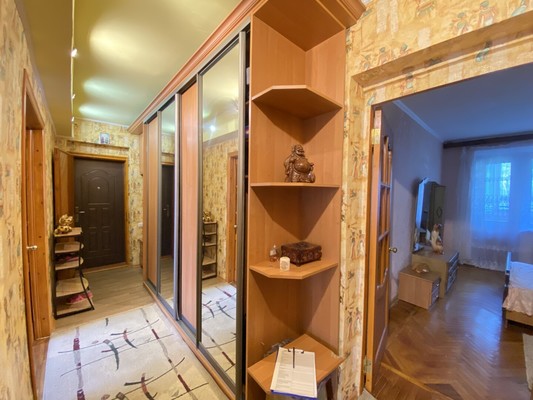 Продам двухкомнатную (2-комн.) квартиру, Московская ул, 185, Тихорецк г