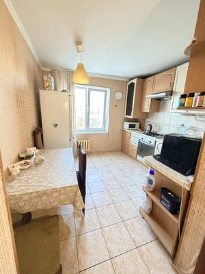 Продам двухкомнатную (2-комн.) квартиру, Кул Гали ул, 9/95, Казань г