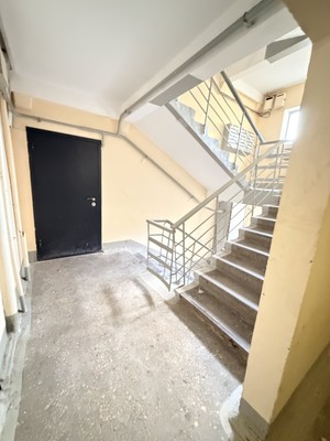 Продам двухкомнатную (2-комн.) квартиру, Кул Гали ул, 9/95, Казань г