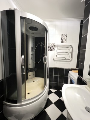 Продам трехкомнатную (3-комн.) квартиру, Лесгафта ул, 3, Казань г