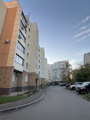 Продам трехкомнатную (3-комн.) квартиру, Лесгафта ул, 3, Казань г