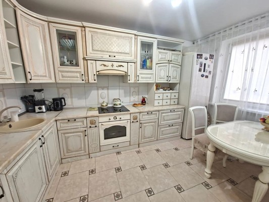 Продам трехкомнатную (3-комн.) квартиру, Завидная ул, 9, Видное г